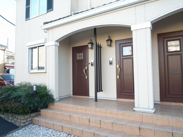 20/30 エントランス