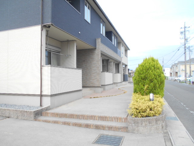 14/21 エントランス