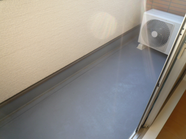 15/28 バルコニー