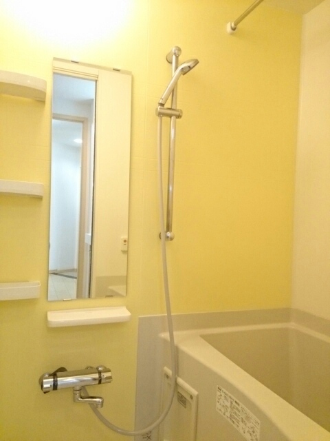 14/20 エントランス