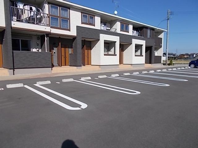 2/8 駐車場