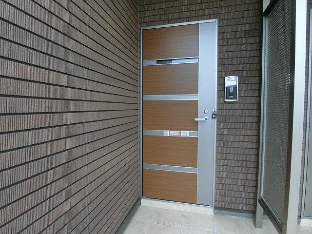 13/20 エントランス