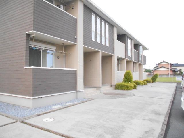 19/26 エントランス