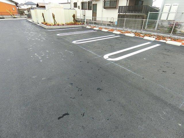 14/20 駐車場