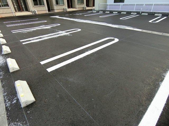 14/20 駐車場