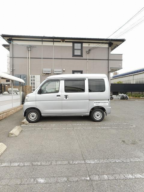18/26 駐車場