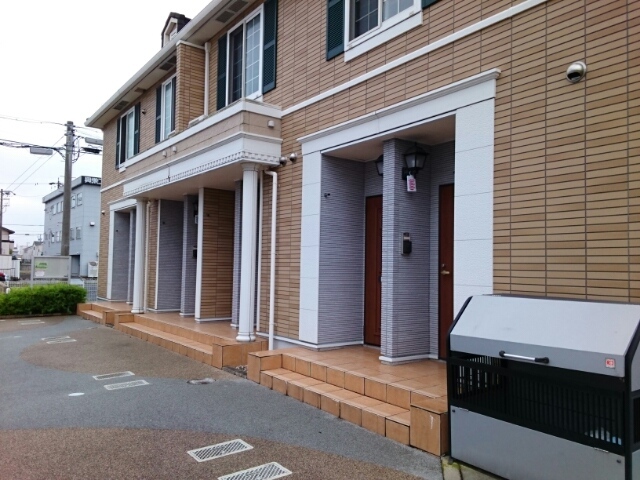 20/28 エントランス