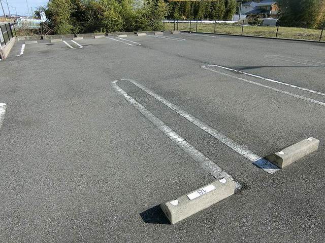 2/8 駐車場