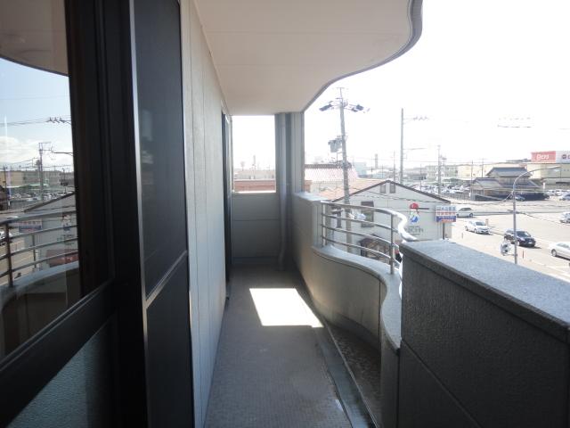 16/23 バルコニー