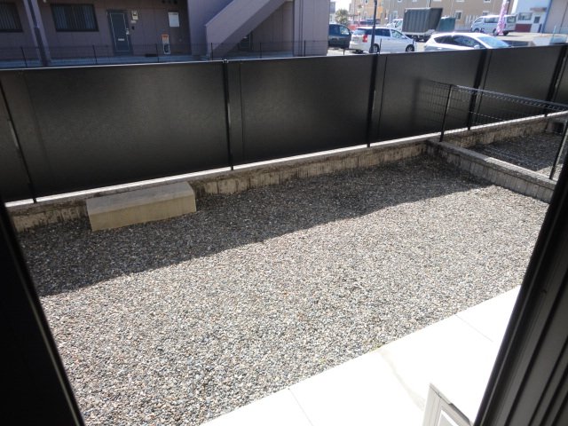 18/26 バルコニー