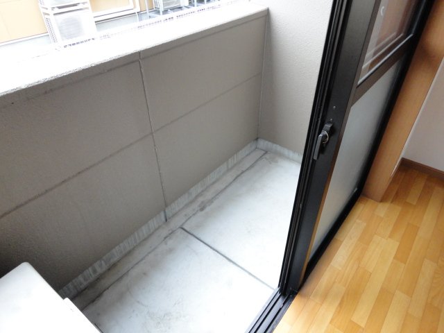 15/23 バルコニー