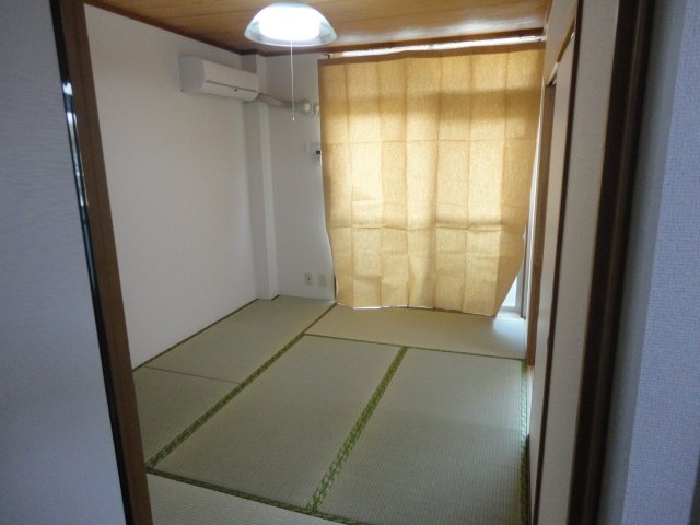4/23 寝室