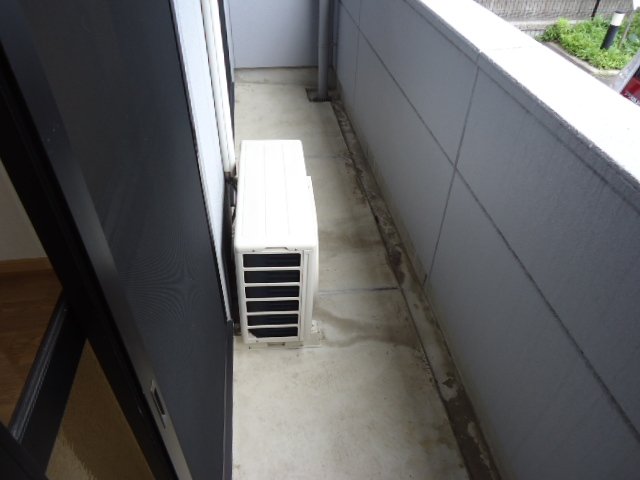 18/27 バルコニー