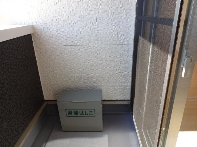 20/28 バルコニー