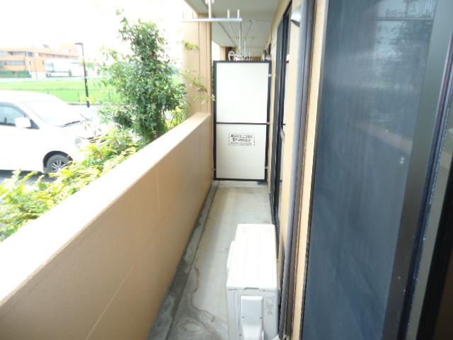 18/28 バルコニー