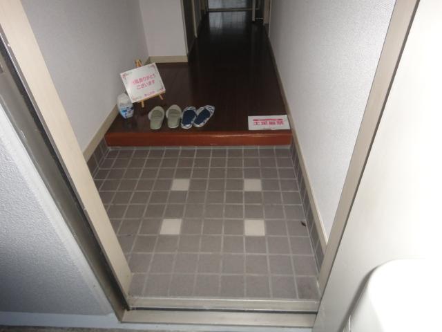 8/25 玄関