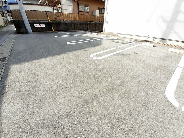 2/8 駐車場