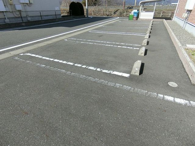 14/20 駐車場