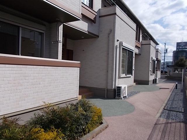 13/20 エントランス