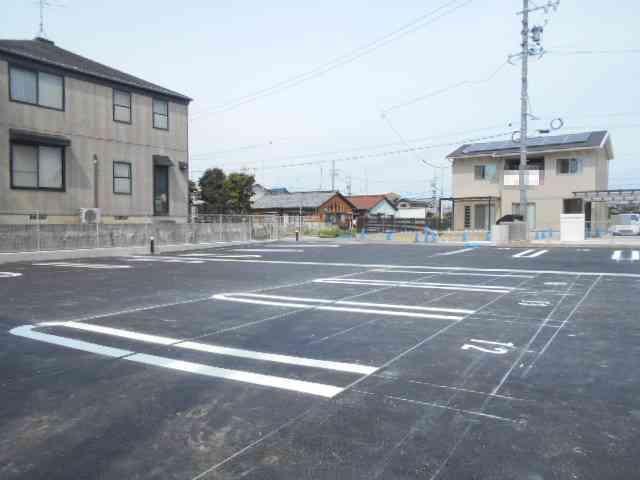 14/20 駐車場