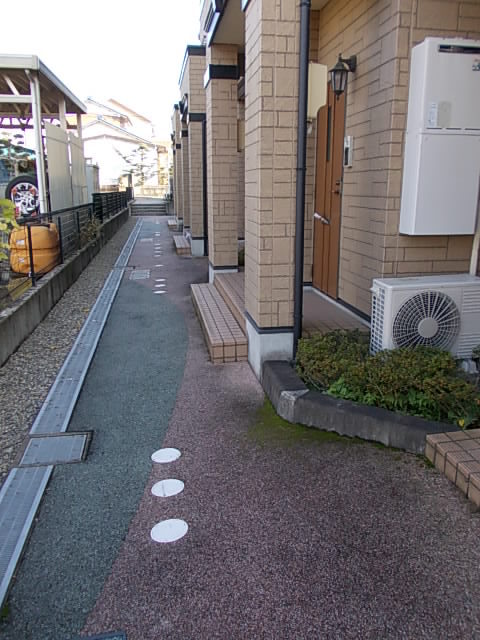 14/20 エントランス