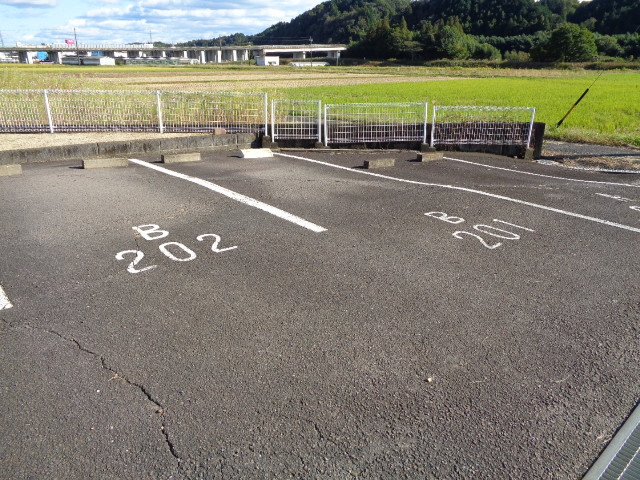 14/20 駐車場