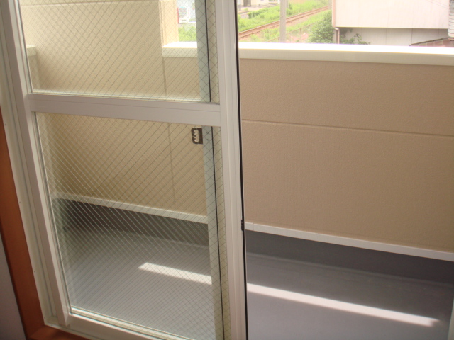 19/25 バルコニー