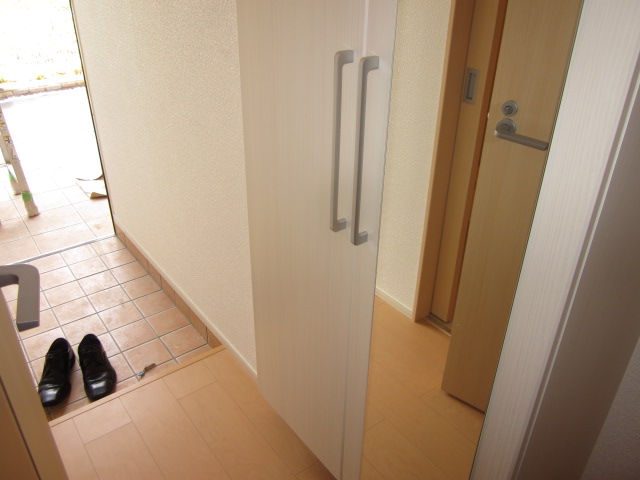 6/25 玄関