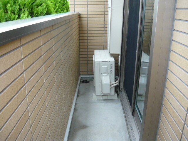 13/25 バルコニー