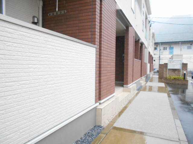 13/20 エントランス