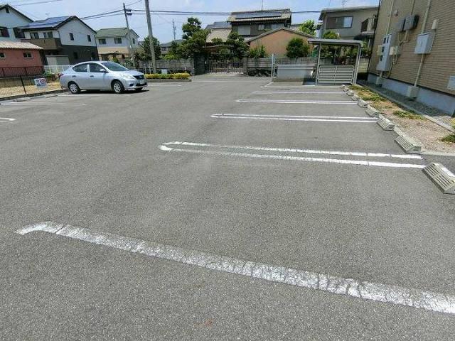 14/20 駐車場