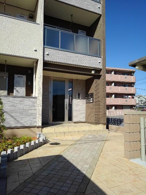 14/30 エントランス