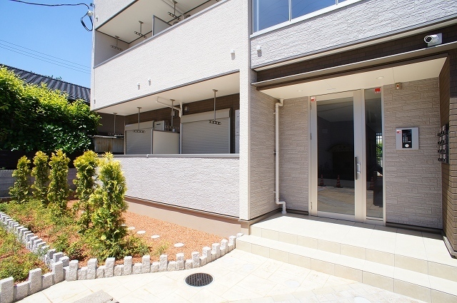 13/24 エントランス