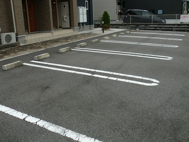 14/20 駐車場