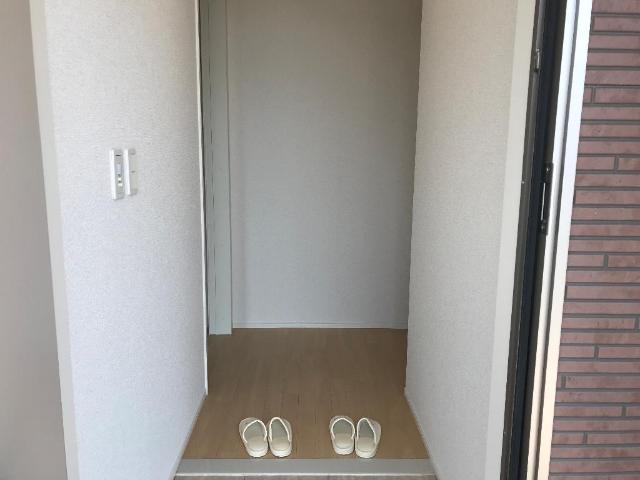 5/23 玄関