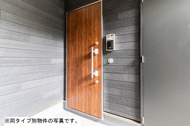 14/20 エントランス