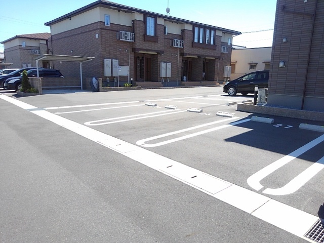 2/8 駐車場