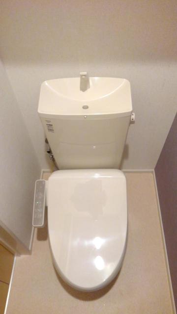 18/30 トイレ