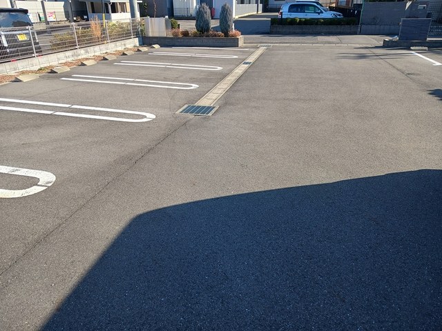 2/10 駐車場