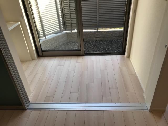 18/25 バルコニー