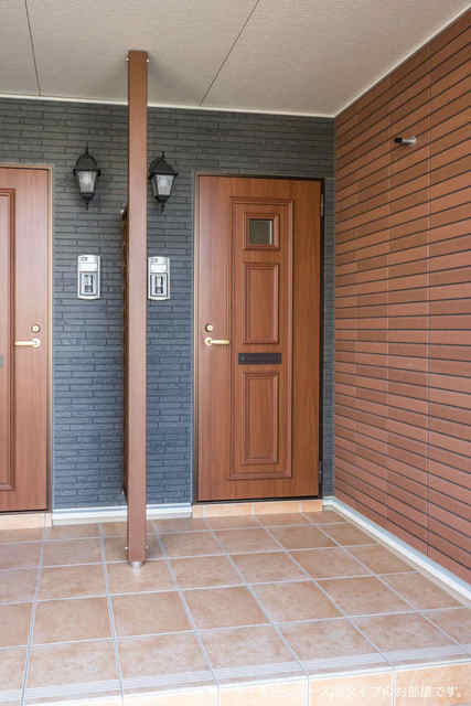 14/20 エントランス