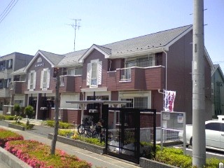 18/25 エントランス