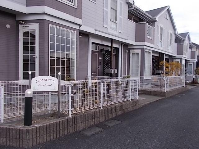 21/30 エントランス