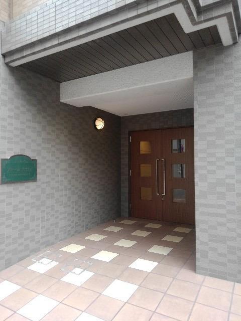 22/30 エントランス