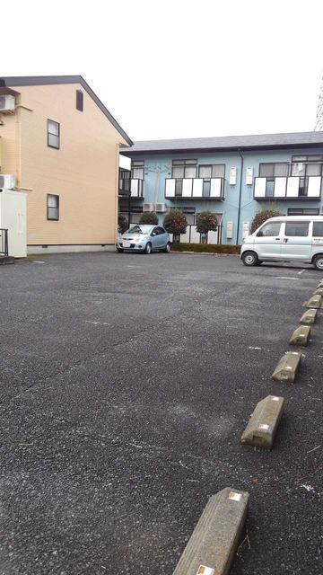 27/30 駐車場