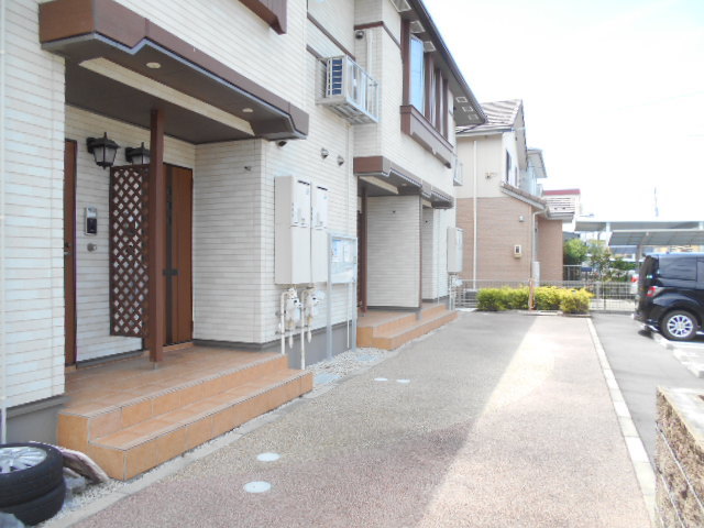 13/20 エントランス