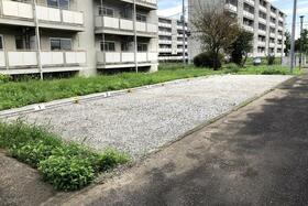 16/27 駐車場