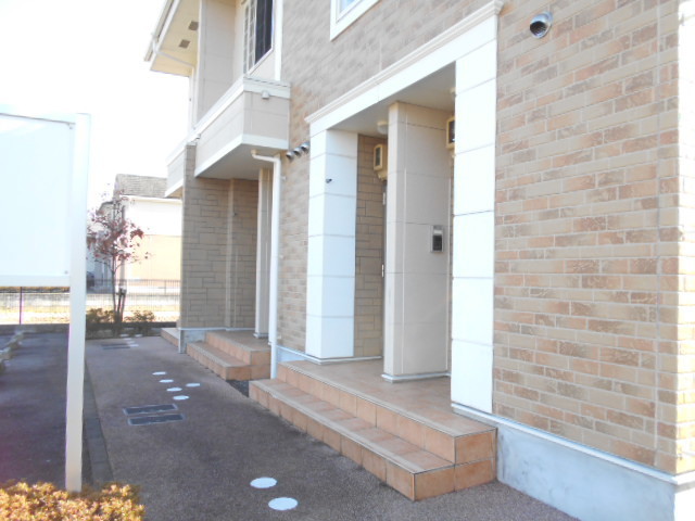 21/28 エントランス