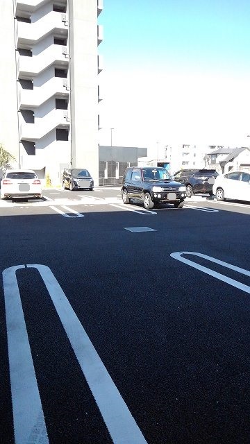 25/30 駐車場