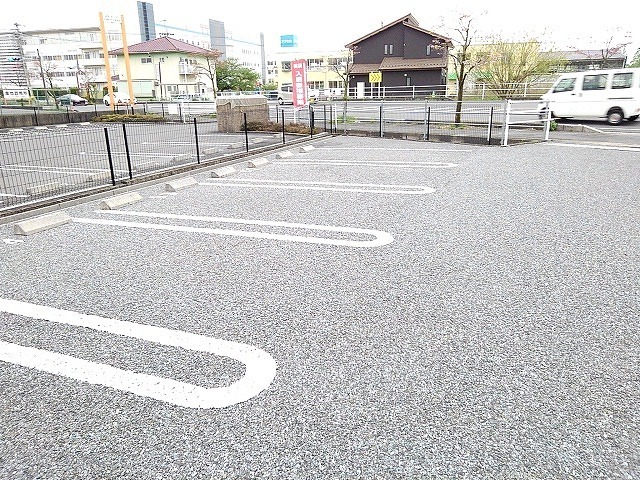 14/20 駐車場